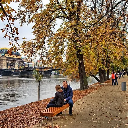 Riverside Apartment Prague Exterior photo