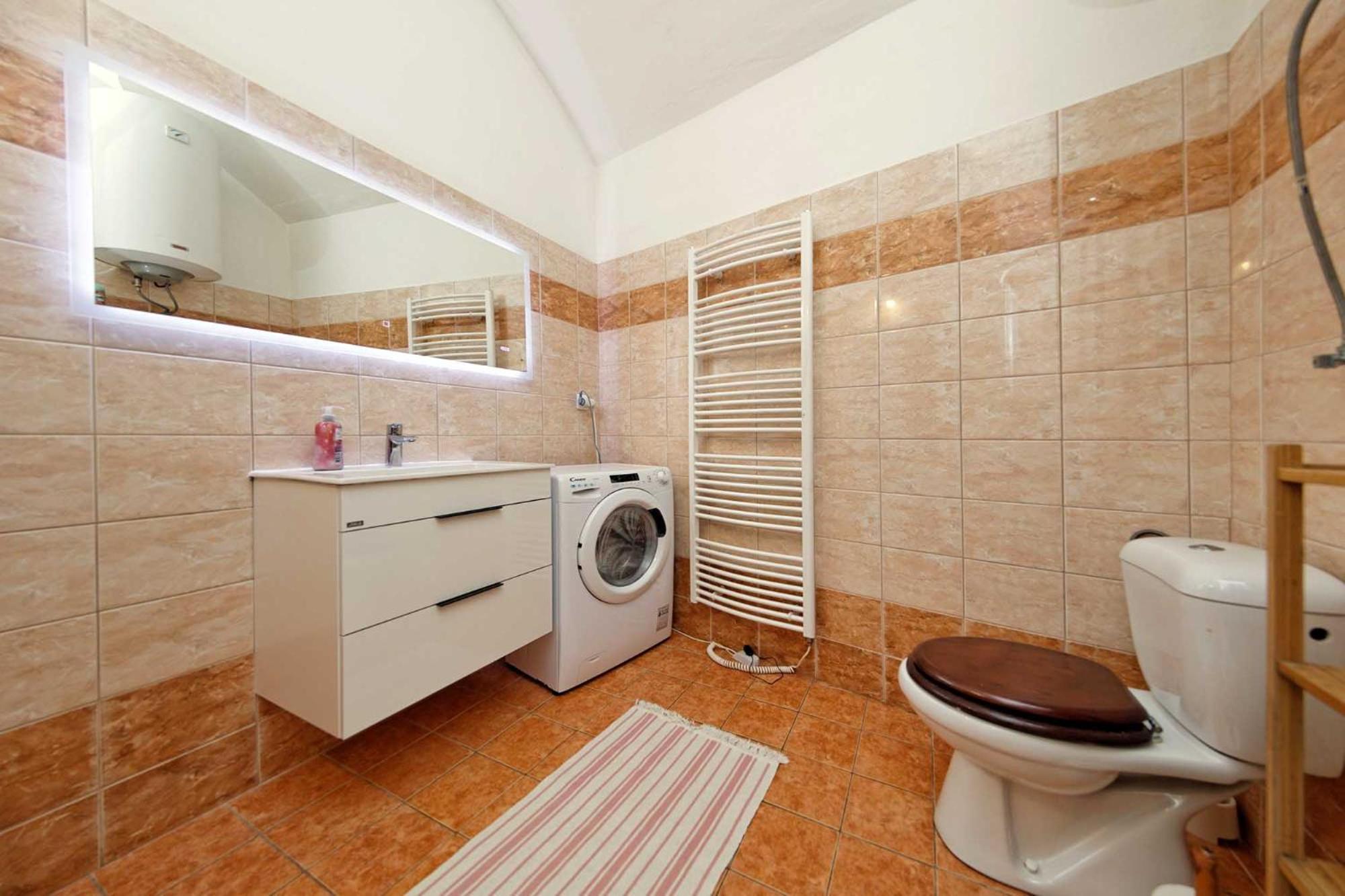 Riverside Apartment Prague
